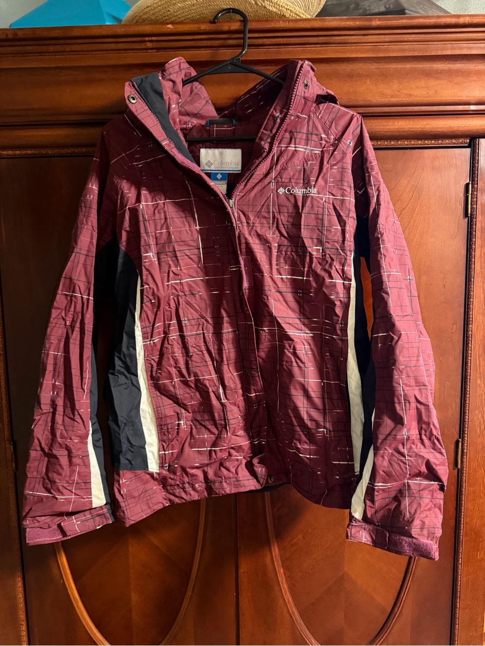Columbia Burgundy Plaid Hooded Jacket with Black and Cream Details